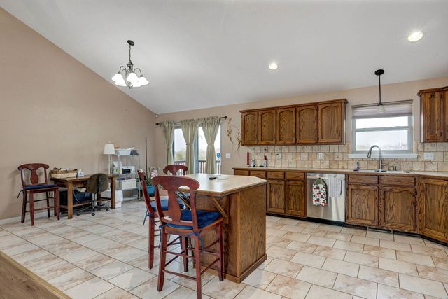 450 Holly Way Drive, Kirbyville, MO 65679