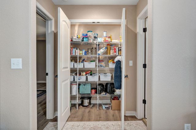 450 Holly Way Drive, Kirbyville, MO 65679