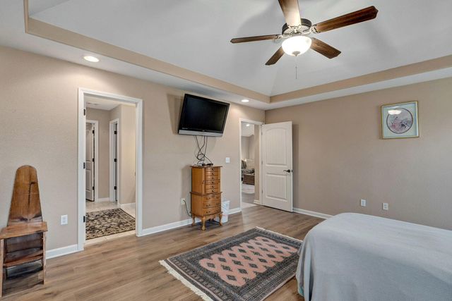 450 Holly Way Drive, Kirbyville, MO 65679