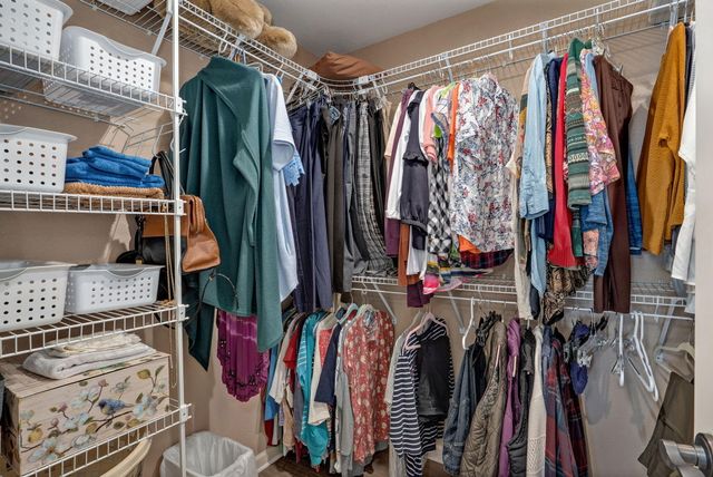 450 Holly Way Drive, Kirbyville, MO 65679