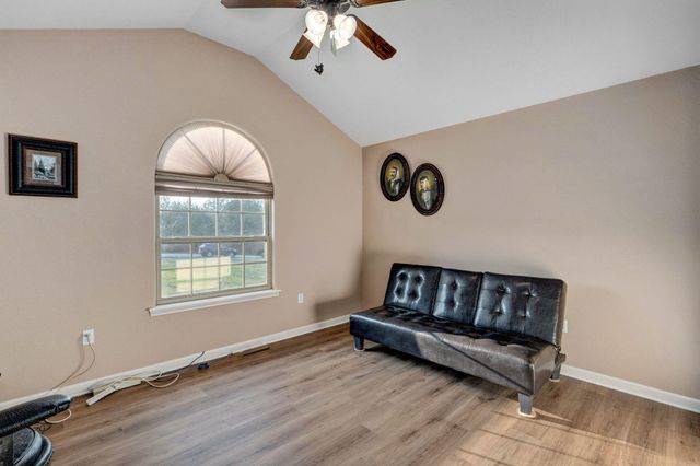 450 Holly Way Drive, Kirbyville, MO 65679