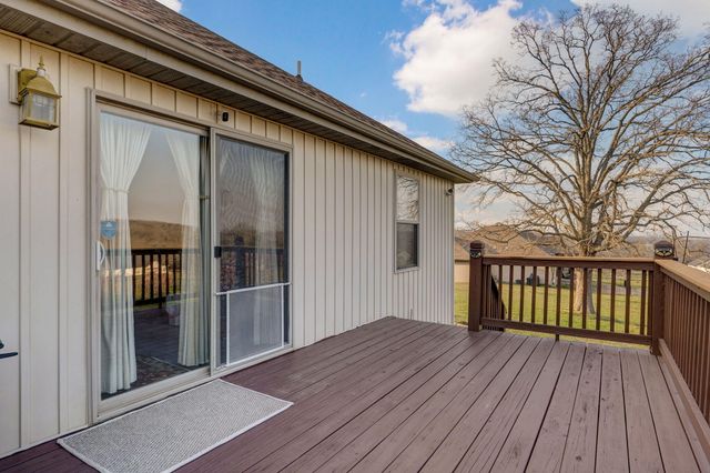 450 Holly Way Drive, Kirbyville, MO 65679