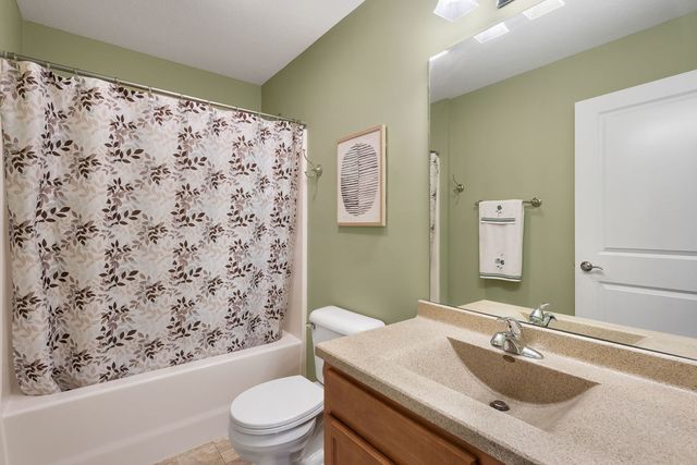 1629 W 71st Street, Davenport, IA 52806