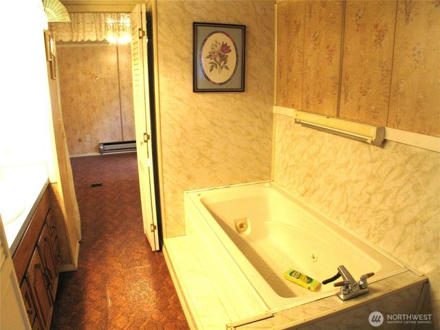 1815 324TH Place, Ocean Park, WA 98640