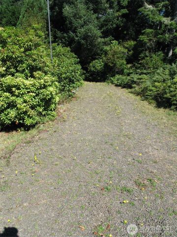 1815 324TH Place, Ocean Park, WA 98640