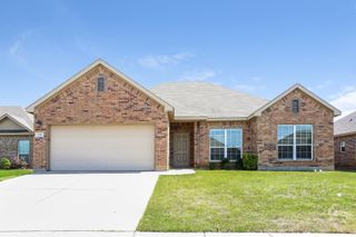 279 Edison Lane, Crowley, TX 76036