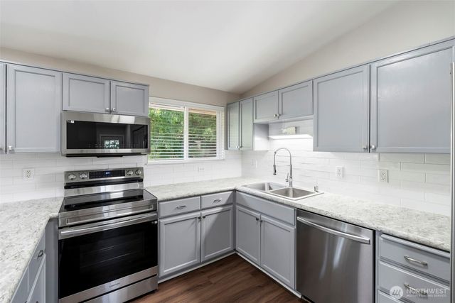 2521 123rd Avenue SW, Olympia, WA 98512