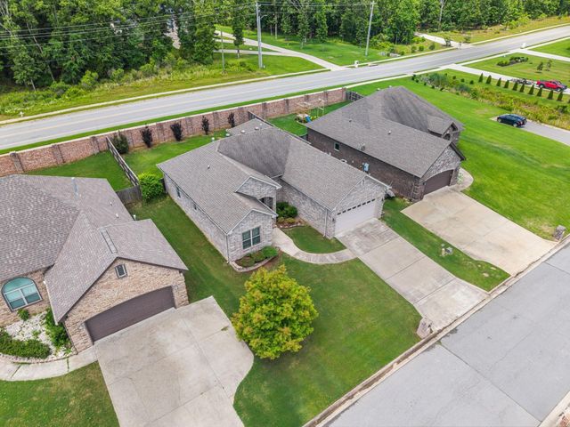 9517 Meadow Valley Drive, Sherwood, AR 72120