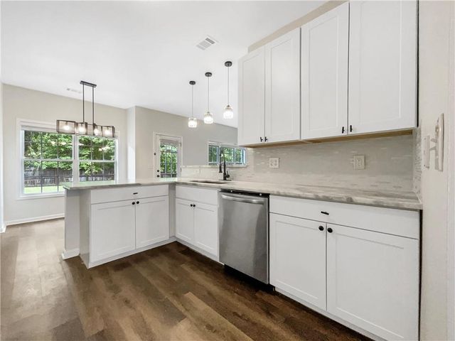 617 Kyles Circle, Hiram, GA 30141