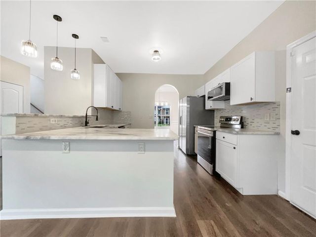 617 Kyles Circle, Hiram, GA 30141