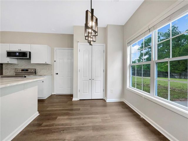 617 Kyles Circle, Hiram, GA 30141