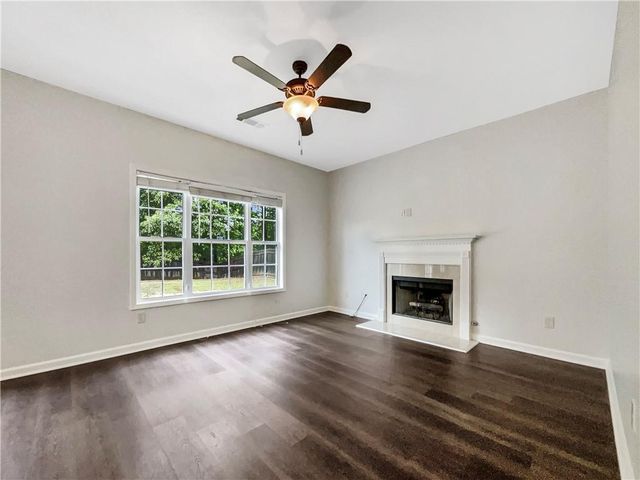 617 Kyles Circle, Hiram, GA 30141