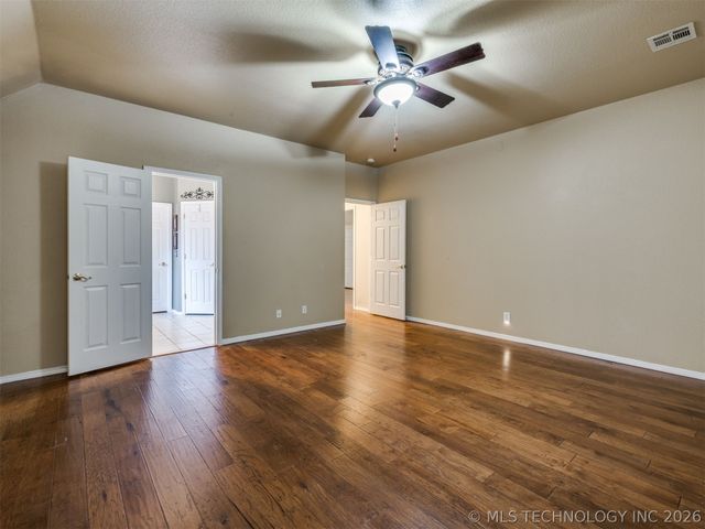 5080 S 195 Place E, Broken Arrow, OK 74014