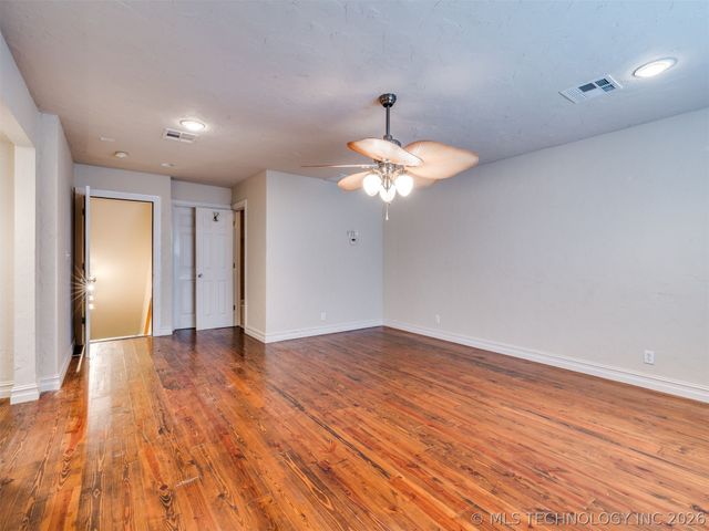 5080 S 195 Place E, Broken Arrow, OK 74014