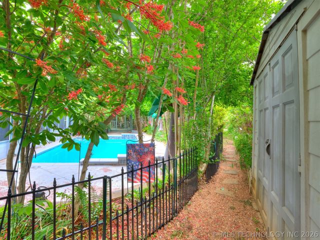 5080 S 195 Place E, Broken Arrow, OK 74014