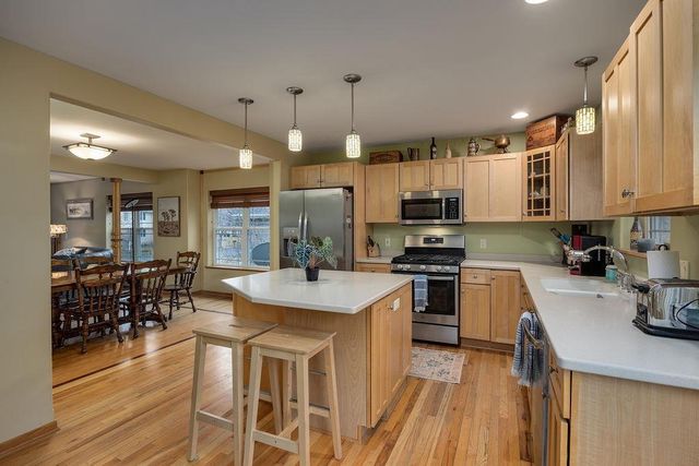 1236 Gas Light Drive, Sun Prairie, WI 53590