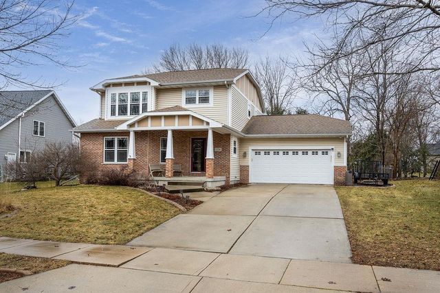 1236 Gas Light Drive, Sun Prairie, WI 53590