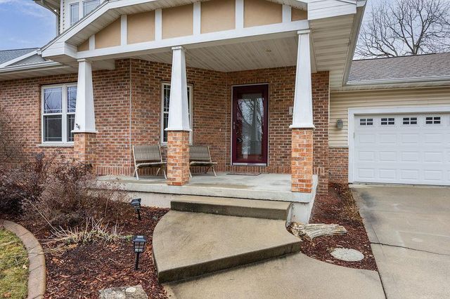 1236 Gas Light Drive, Sun Prairie, WI 53590