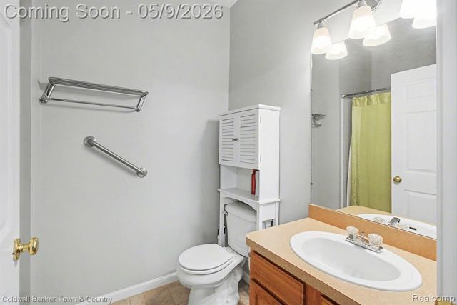 594 Olde English Circle, Howell, MI 48855