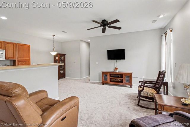 594 Olde English Circle, Howell, MI 48855
