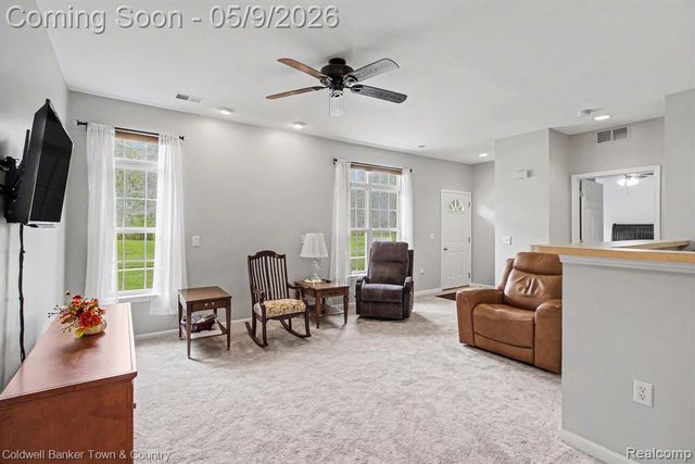 594 Olde English Circle, Howell, MI 48855