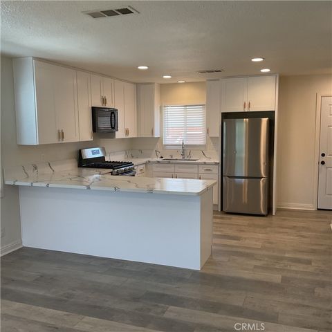 816 W G, Ontario, CA 91762