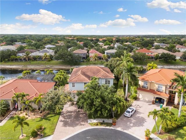 8503 Laurel Lakes CV, Naples, FL 34119
