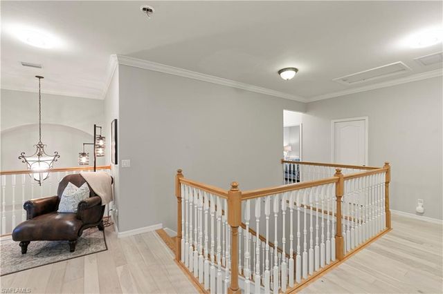 8503 Laurel Lakes CV, Naples, FL 34119