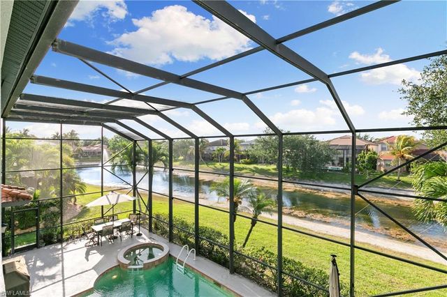 8503 Laurel Lakes CV, Naples, FL 34119