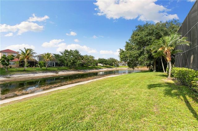 8503 Laurel Lakes CV, Naples, FL 34119