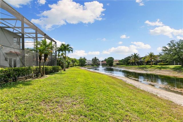 8503 Laurel Lakes CV, Naples, FL 34119