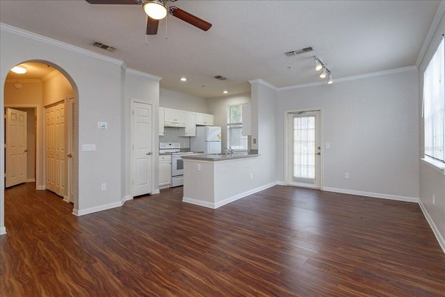 860 N ORANGE AVENUE 262, Orlando, FL 32801