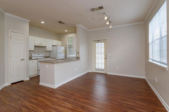 860 N ORANGE AVENUE 262, Orlando, FL 32801