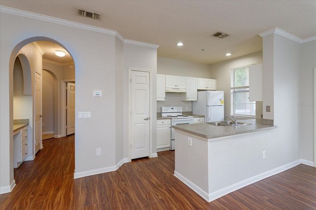 860 N ORANGE AVENUE 262, Orlando, FL 32801