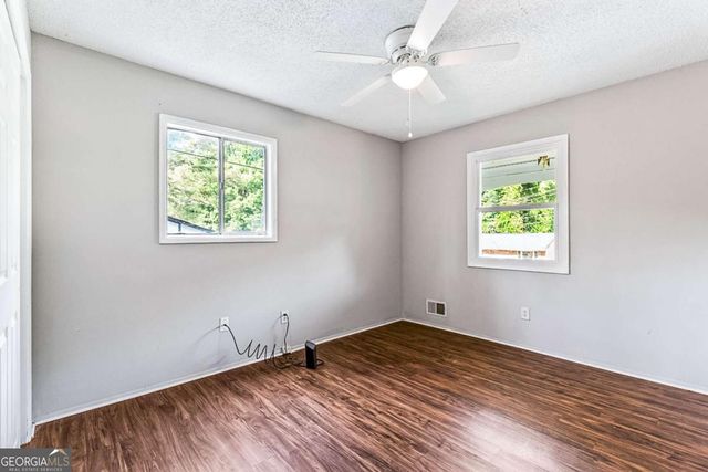 5954 Baywood Lane, Riverdale, GA 30296