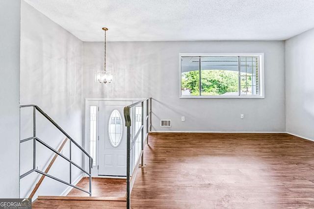 5954 Baywood Lane, Riverdale, GA 30296