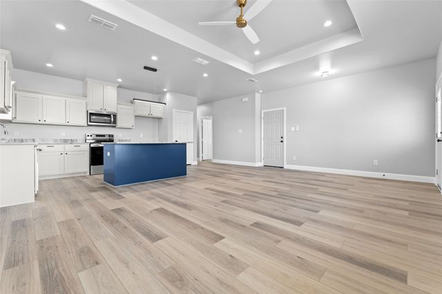 2607 Carver Street, Greenville, TX 75401