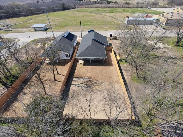 2607 Carver Street, Greenville, TX 75401