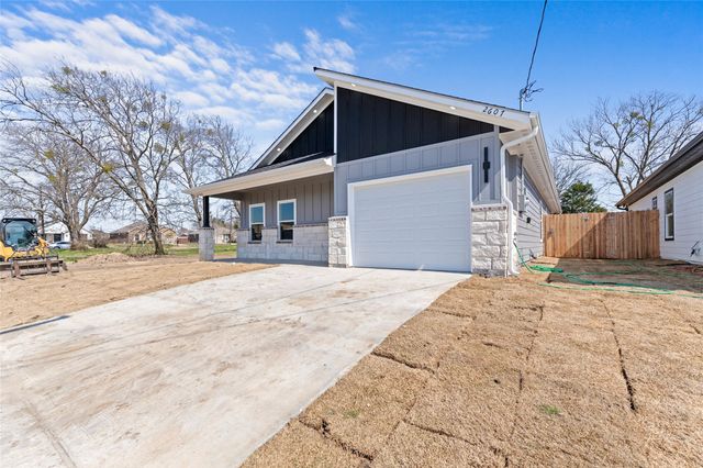 2607 Carver Street, Greenville, TX 75401