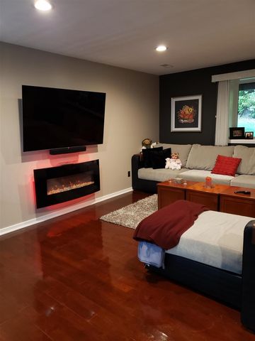 8094 Misty View, Byron Center, MI 49315