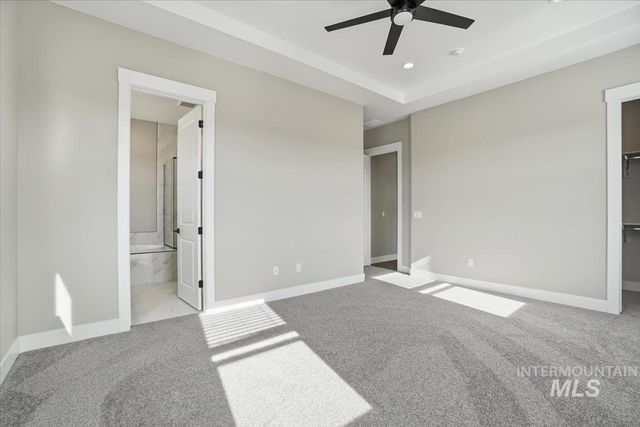 834 N Falling Water Way, Eagle, ID 83616