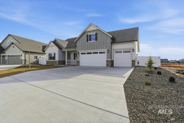 834 N Falling Water Way, Eagle, ID 83616
