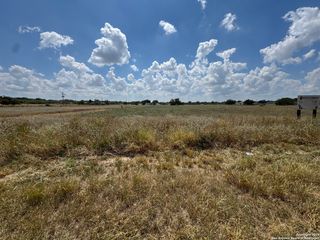 00 Colonial Pkwy, Devine, TX 78016