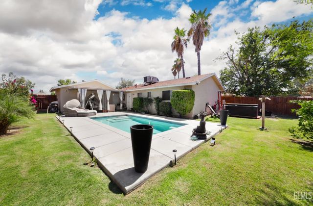 3417 Rosemary Lane, Bakersfield, CA 93309
