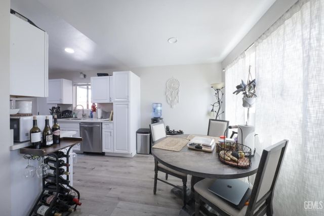 3417 Rosemary Lane, Bakersfield, CA 93309