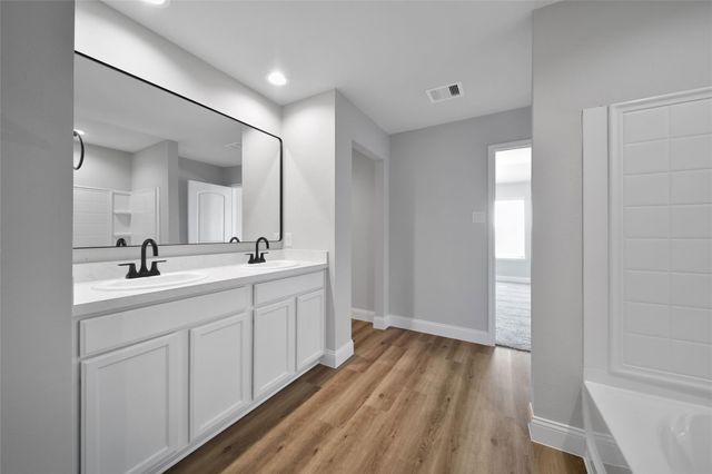 2415 Sutton Hollow Court, Spring, TX 77373