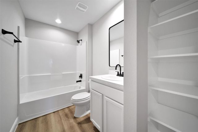 2415 Sutton Hollow Court, Spring, TX 77373