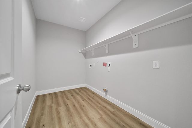 2415 Sutton Hollow Court, Spring, TX 77373