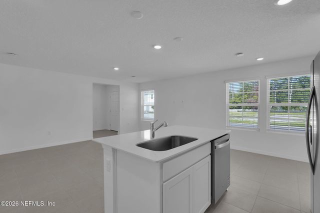 10123 WHISTLING PNE Court, Jacksonville, FL 32221