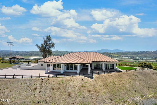 5927 St Maarten Drive, Moorpark, CA 93021